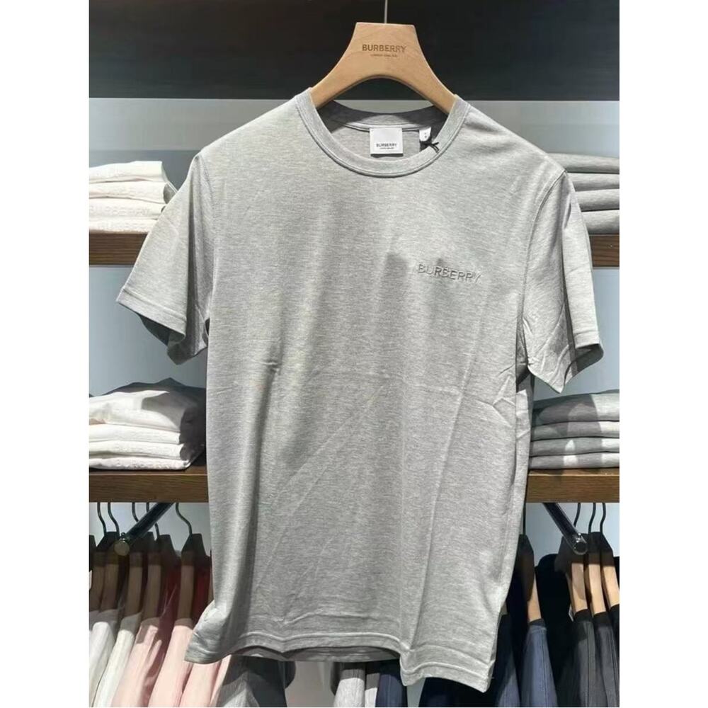 Burberry Men's Light Gray Logo Crew Neck T-Shirt Medium